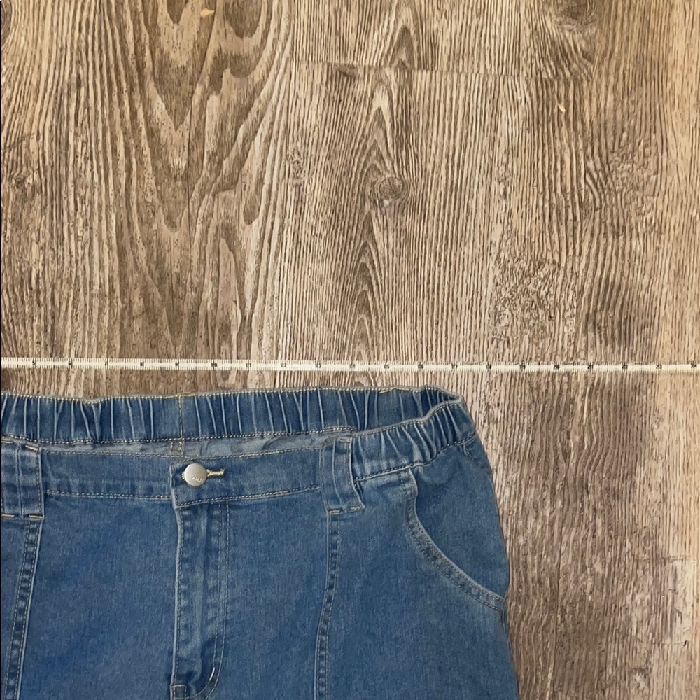 Women Blue Jeans - Picture 5 of 7